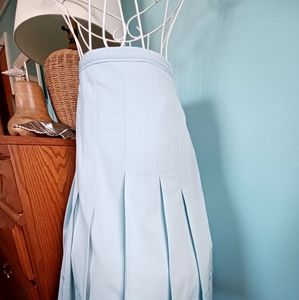 BCBGMaxAzria Pale Blue Lined Pleated Skirt - Women's Size 6